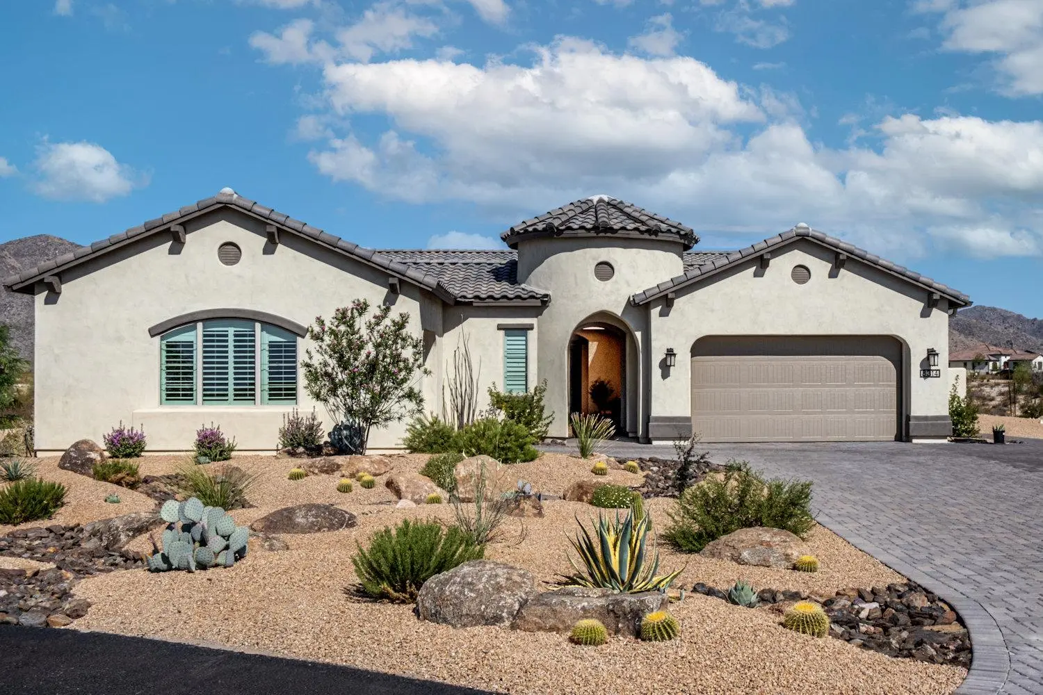 Front Yard Hardscape in the Harrison Community